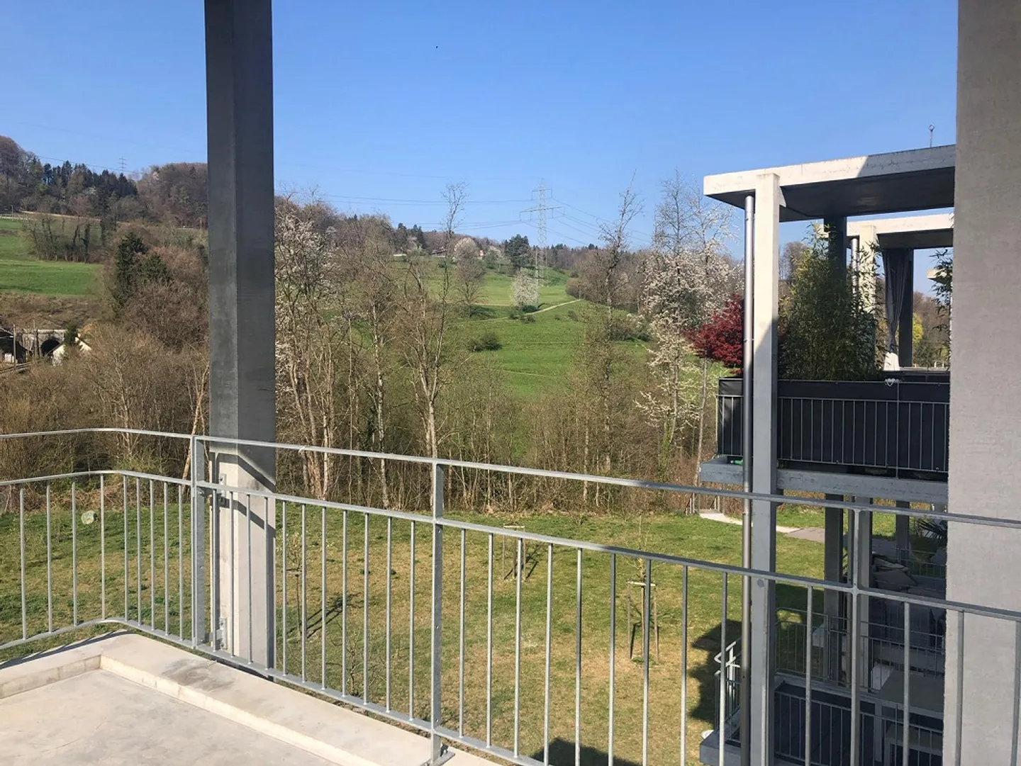 Modernes Loft-Apartment mit Galerie - Foto 4 von 12