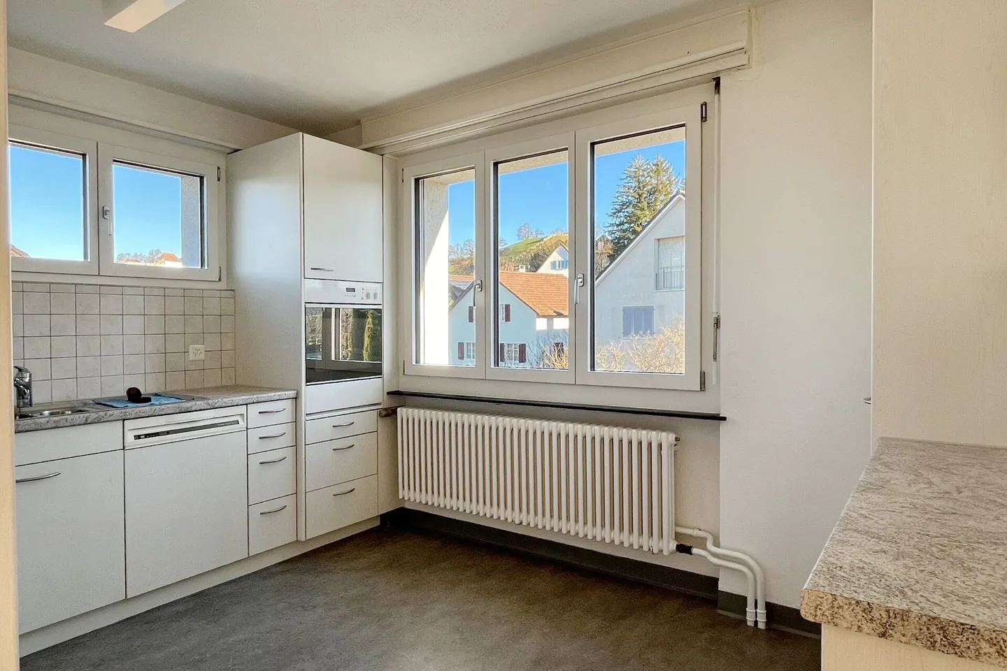 Sanierte Altbauwohnung gelegen zwischen Stadt und Natur - Foto 4 von 11