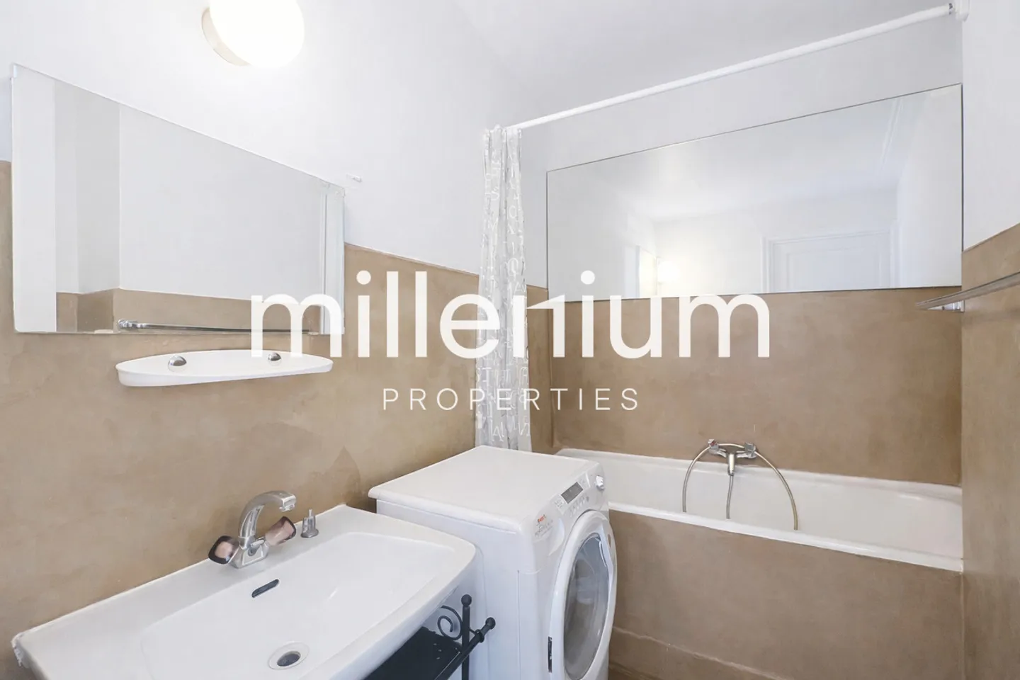 Appartement Charmant avec Vue sur le Lac - Photo 7 sur 7