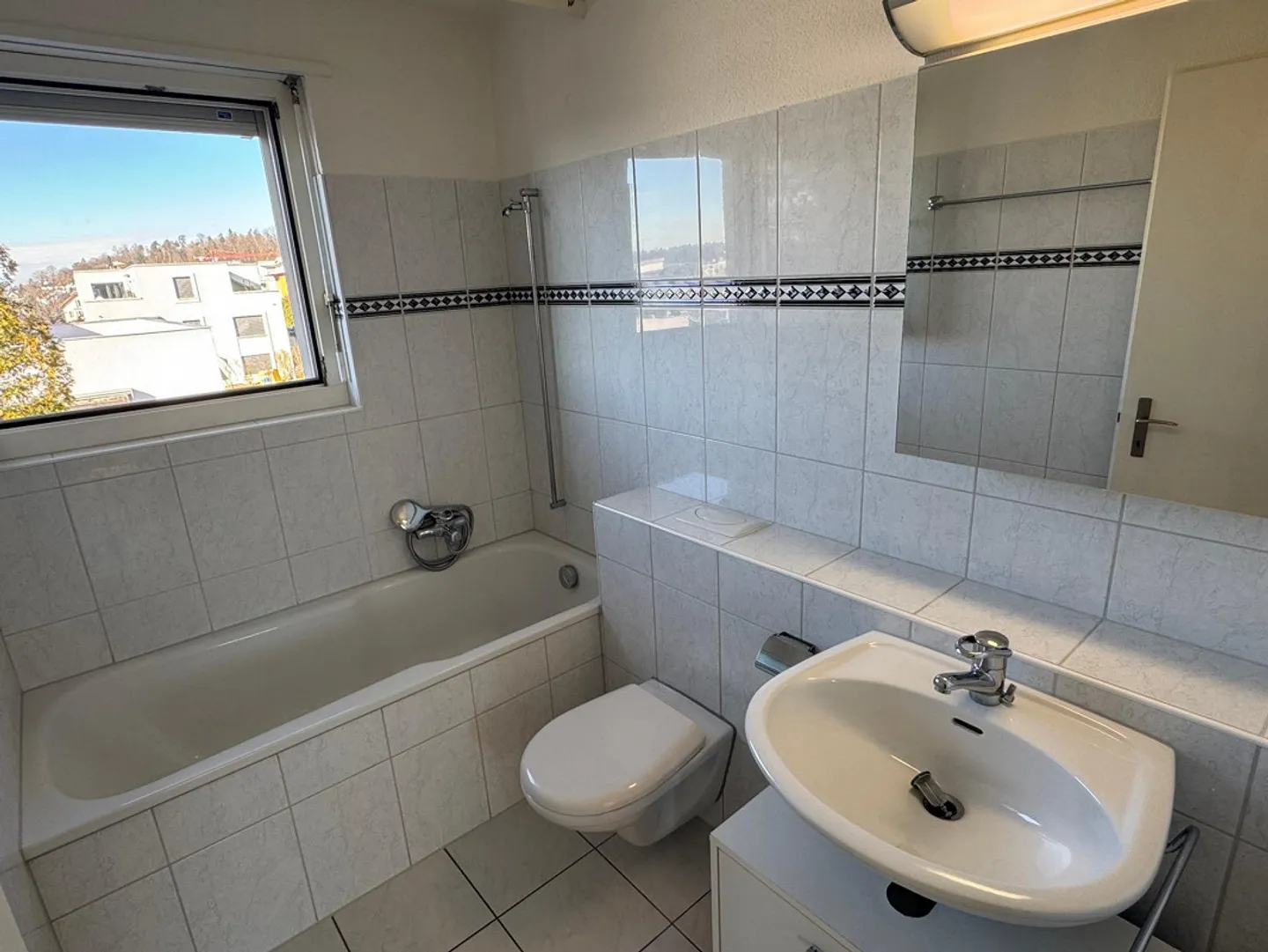 Appartement penthouse exclusif avec terrasse magnifique à Bassersdorf - Photo 6 sur 6