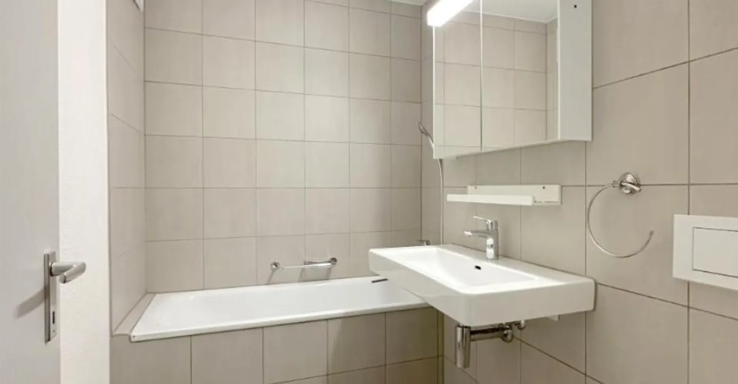 Modernes 3.5-Zimmer-Apartment - Foto 10 von 12