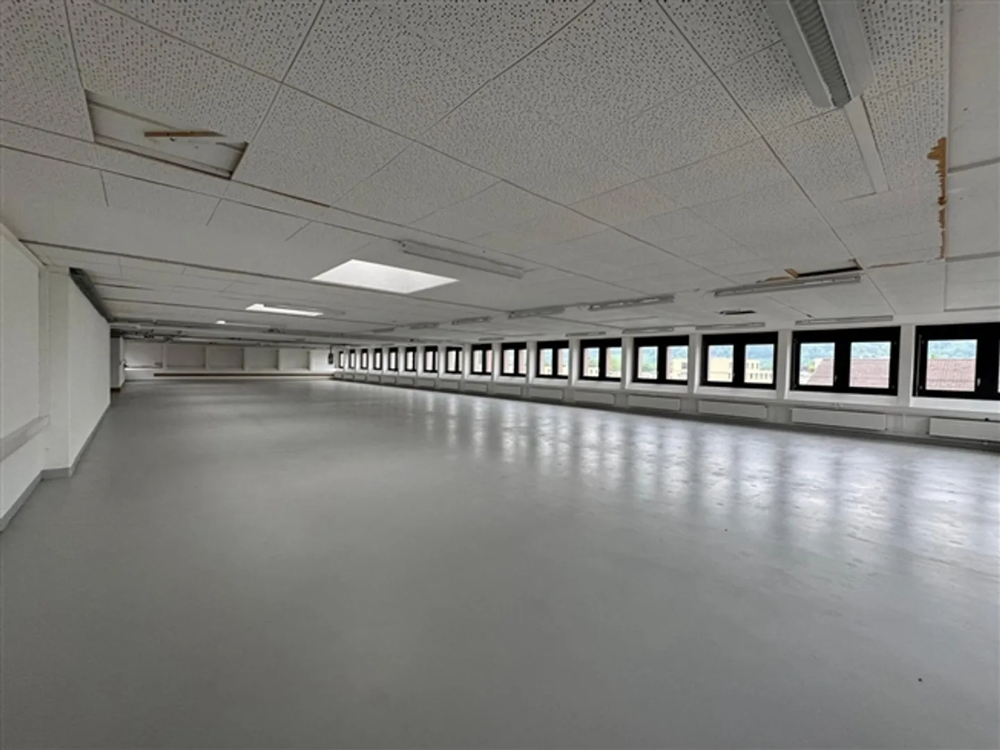 Espace commercial moderne à Münsingen (550m2) - Photo 7 sur 13