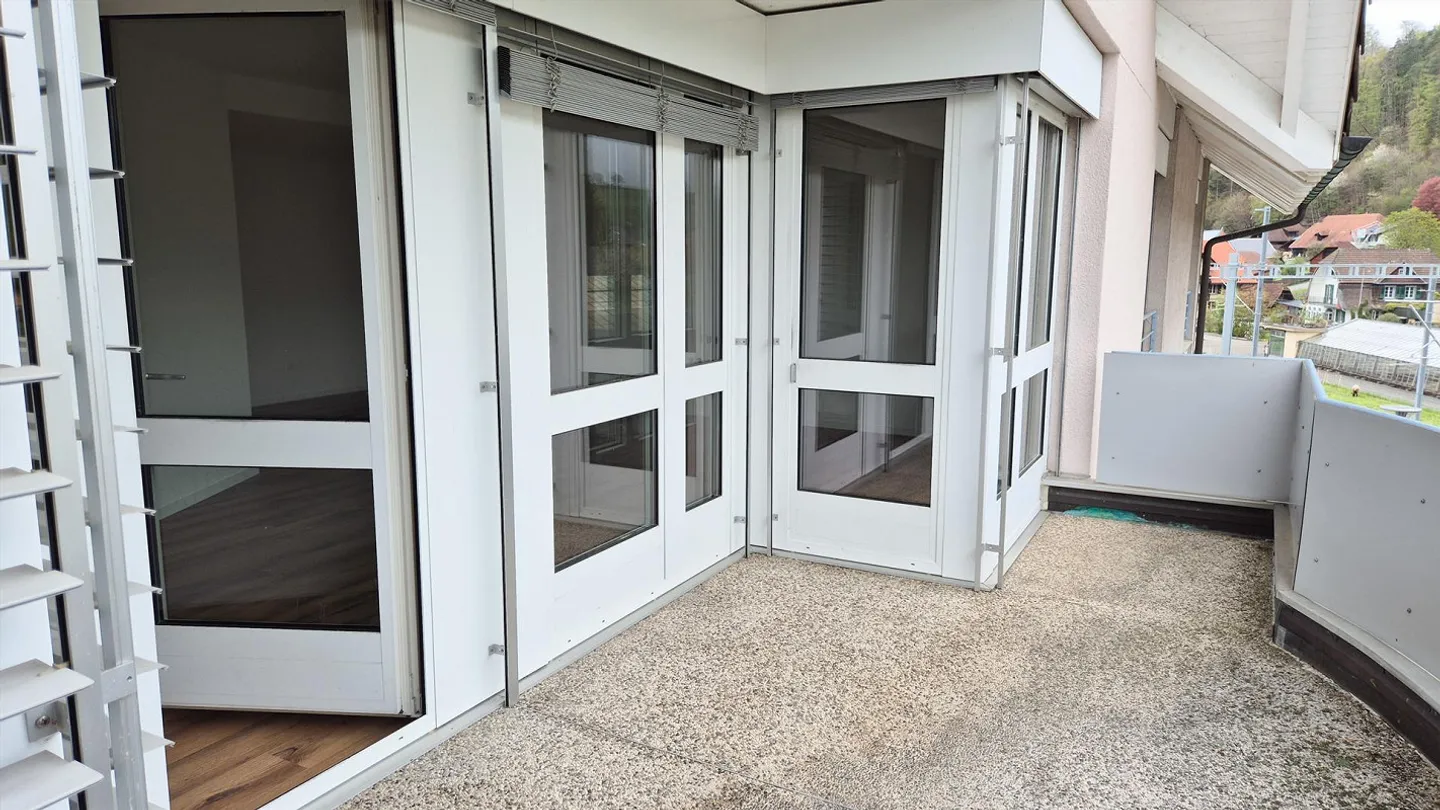 Freshly renovated 2.5-room apartment on the 2nd floor in Rohrbach - Photo 4 of 6