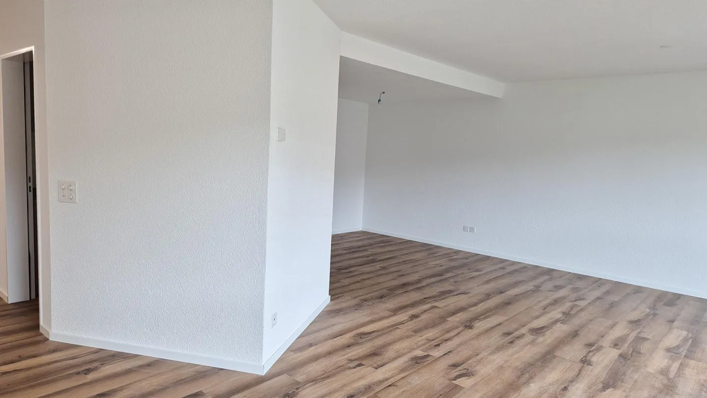 Freshly renovated 2.5-room apartment on the 2nd floor in Rohrbach - Photo 5 of 6