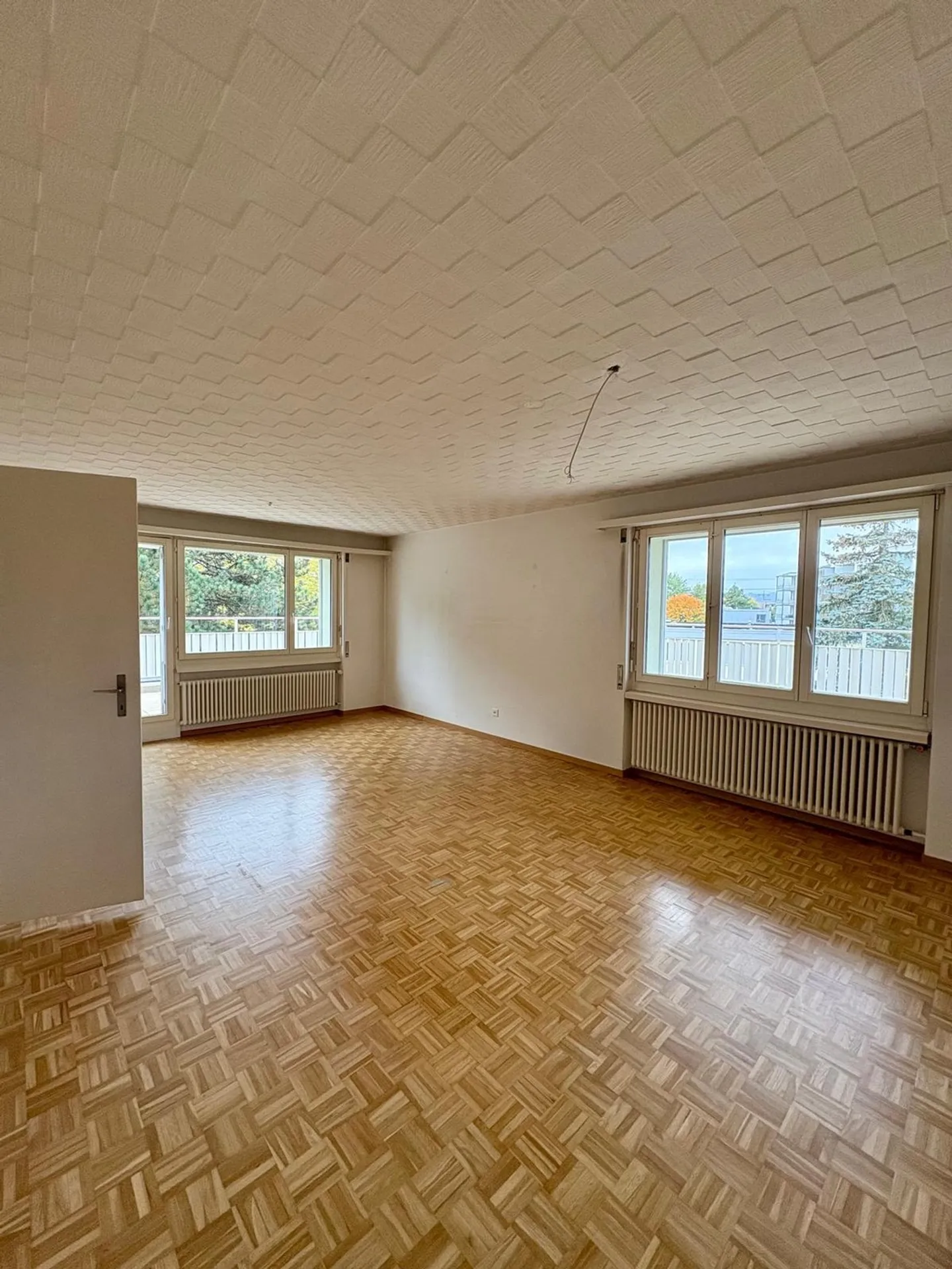 Bright penthouse apartment with winter garden and large terrace - Photo 2 of 20