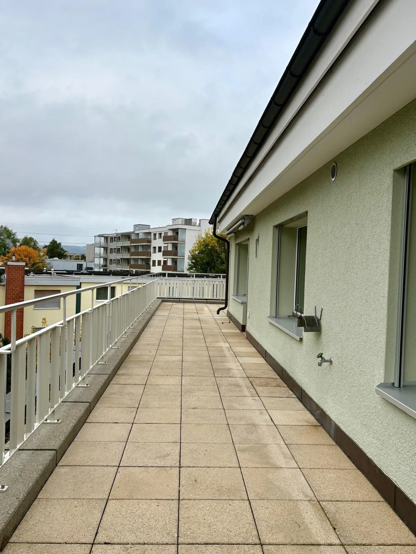 Bright penthouse apartment with winter garden and large terrace - Photo 18 of 20