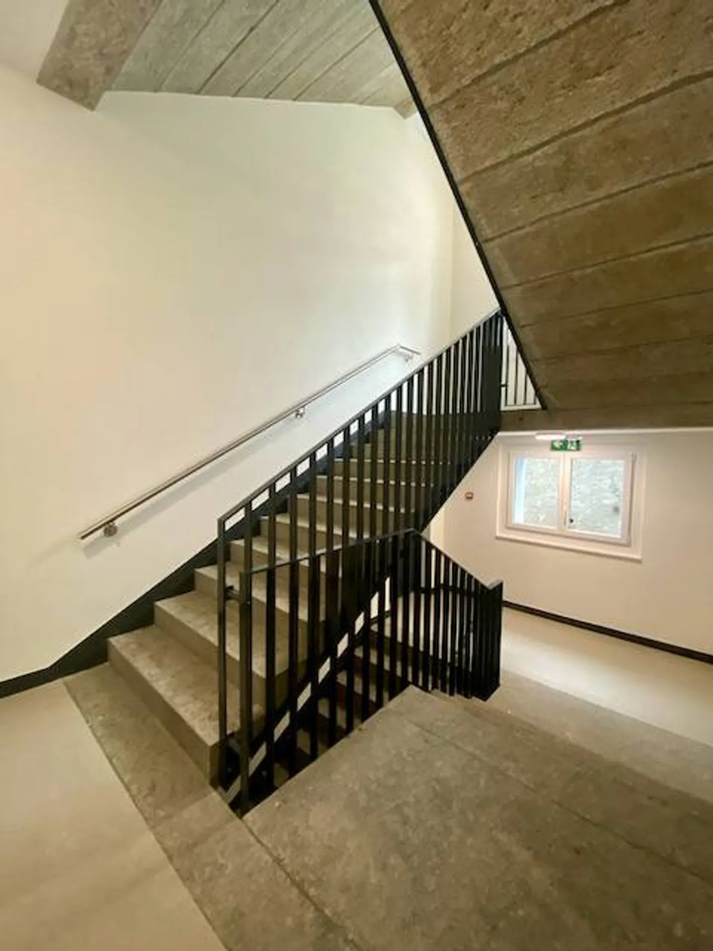 Investment Property in Scenic Valley - Photo 5 of 9