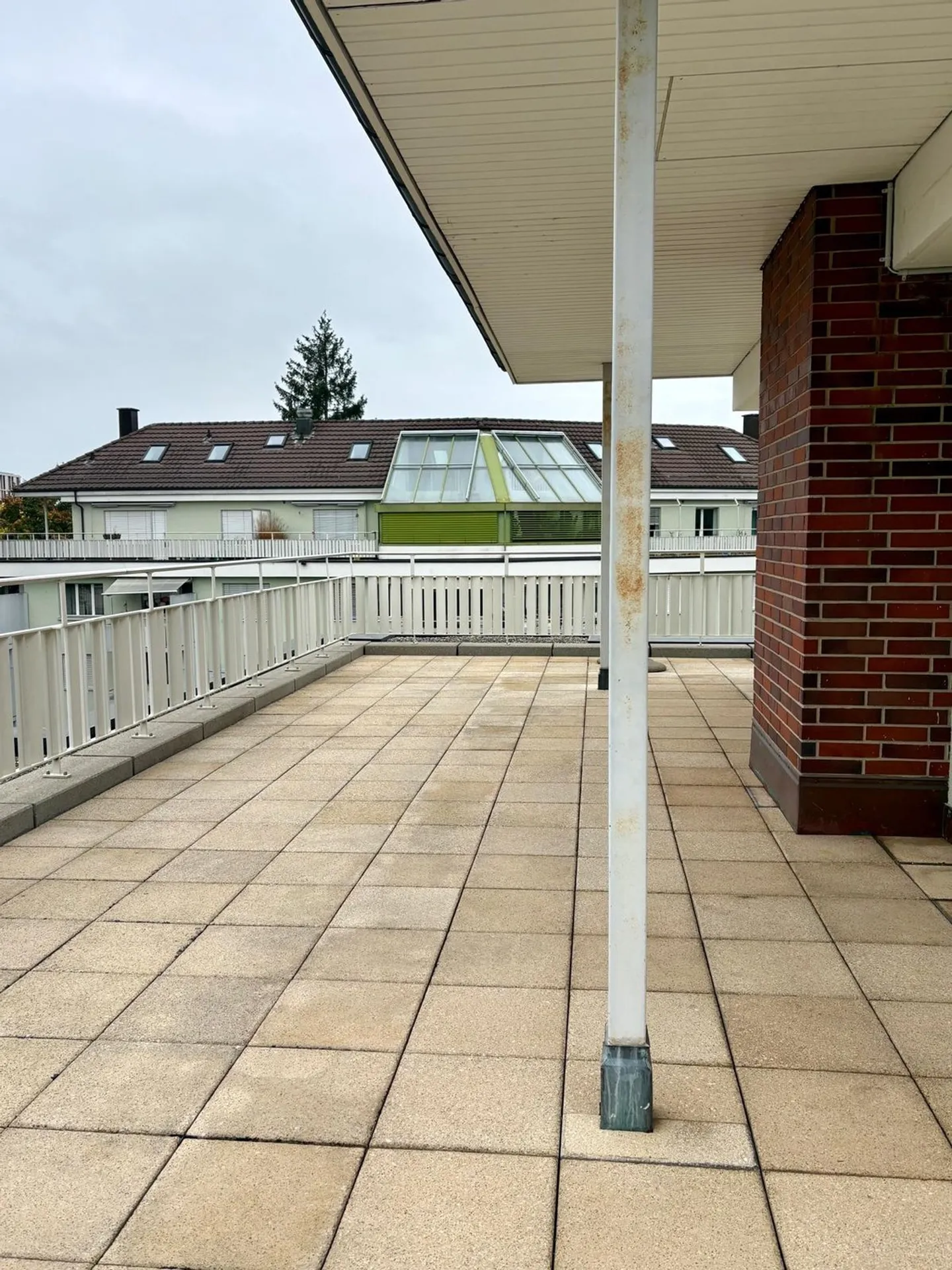 Bright penthouse apartment with winter garden and large terrace - Photo 19 of 20