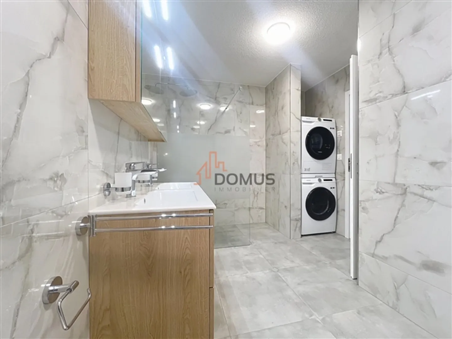 Appartement moderne avec terrasse et jardin privatif - Photo 9 sur 11