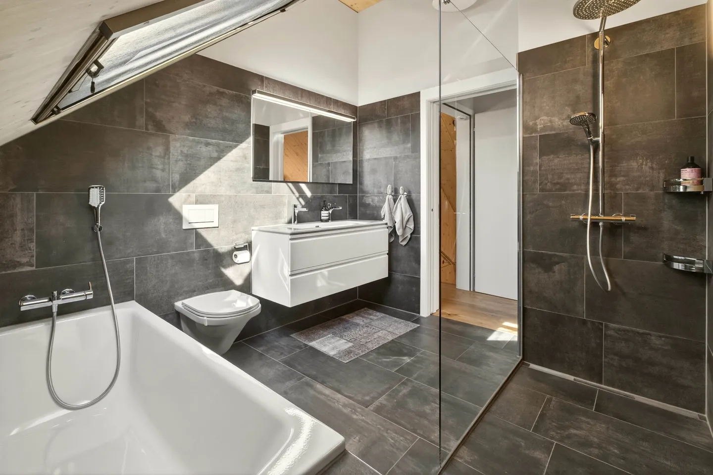 Moderne Doppelhaushälfte - Foto 15 von 18