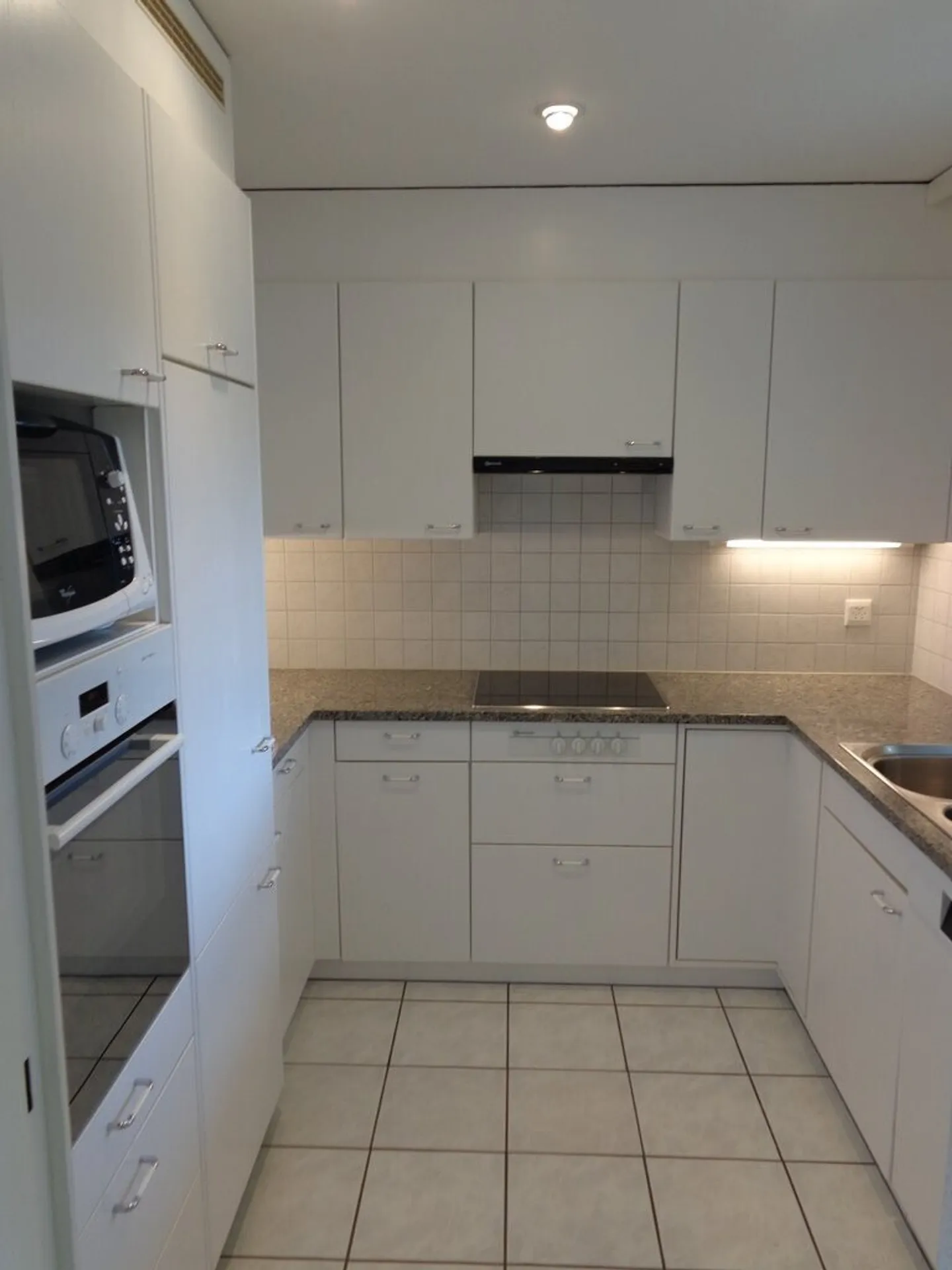 Beautiful apartment in the best location - Photo 6 of 9