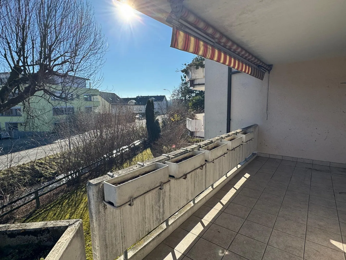 Appartement confortable de 3,5 pièces au 1er étage à Bassersdorf - Photo 1 sur 11