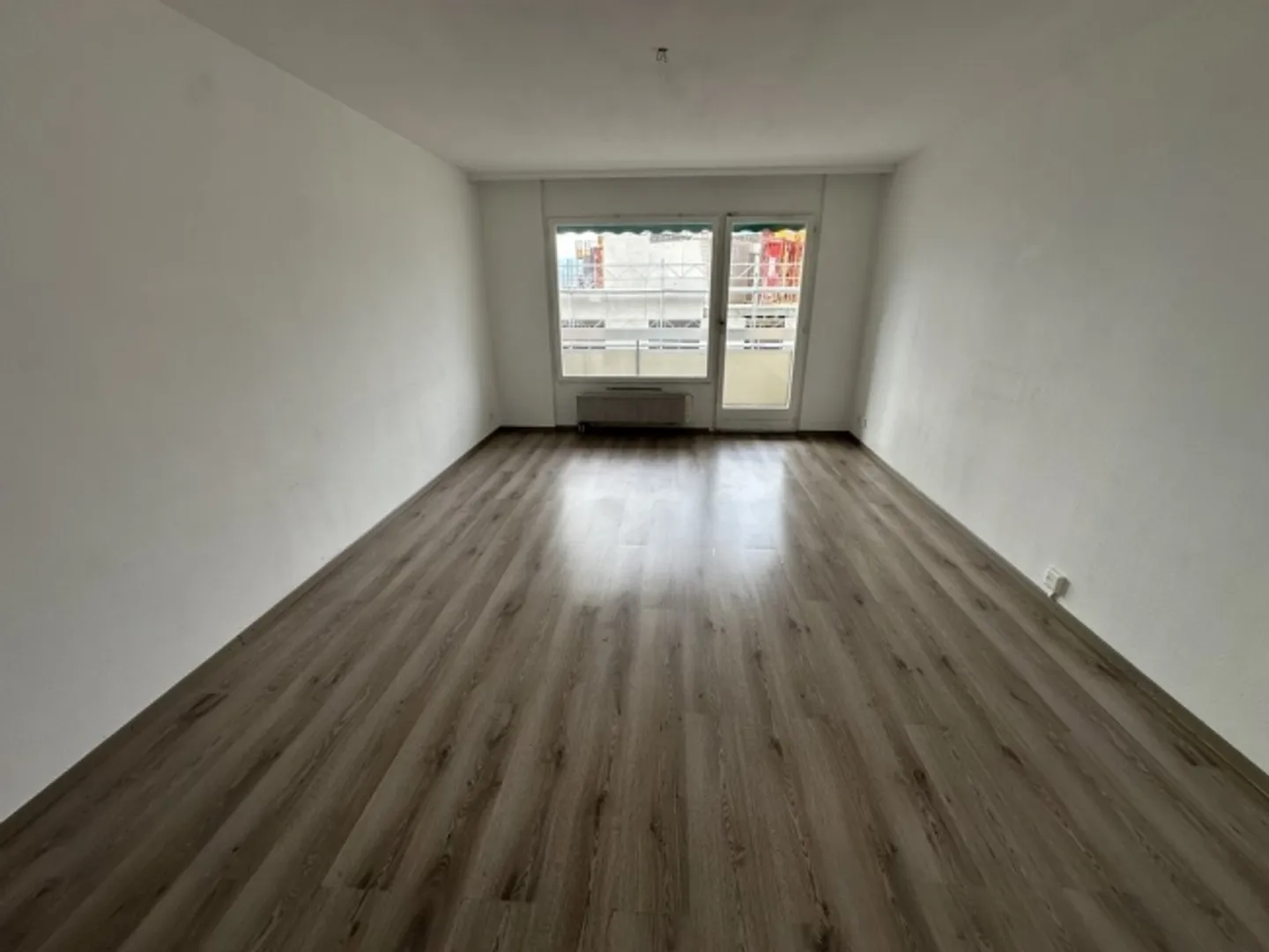«Schöne 3.5 Zimmerwohnung im 5. Stock» - Foto 2 von 7