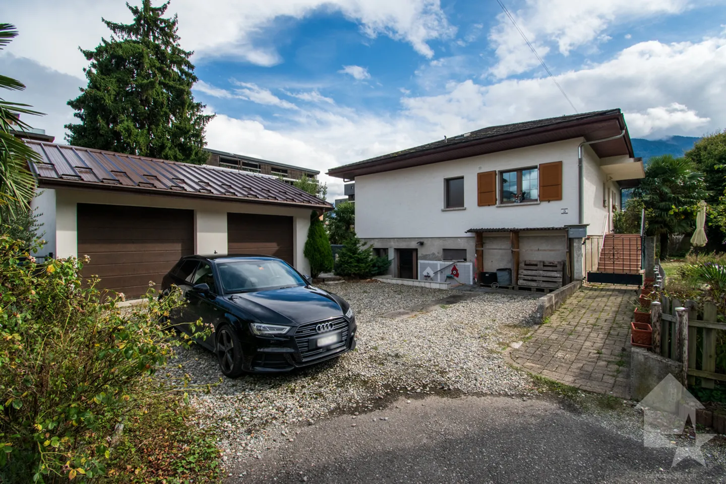 Villa indipendente da ristrutturare con 7,5 stanze - Foto 1 di 13