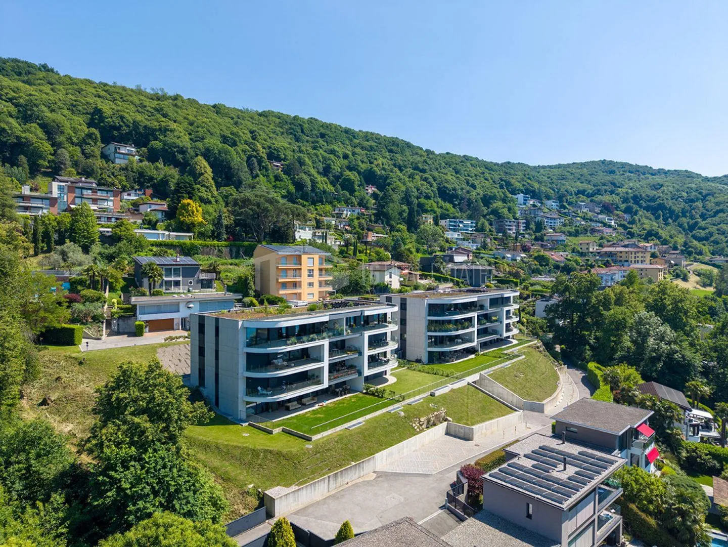 Penthouse mit Atemberaubendem Seeblick - Foto 1 von 12
