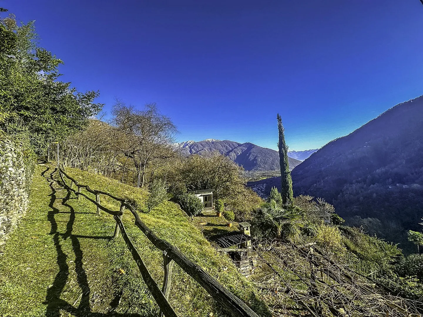 Centovalli - Typical Ticinese House - Sun All Year Round and Dream Garden - Photo 3 of 14