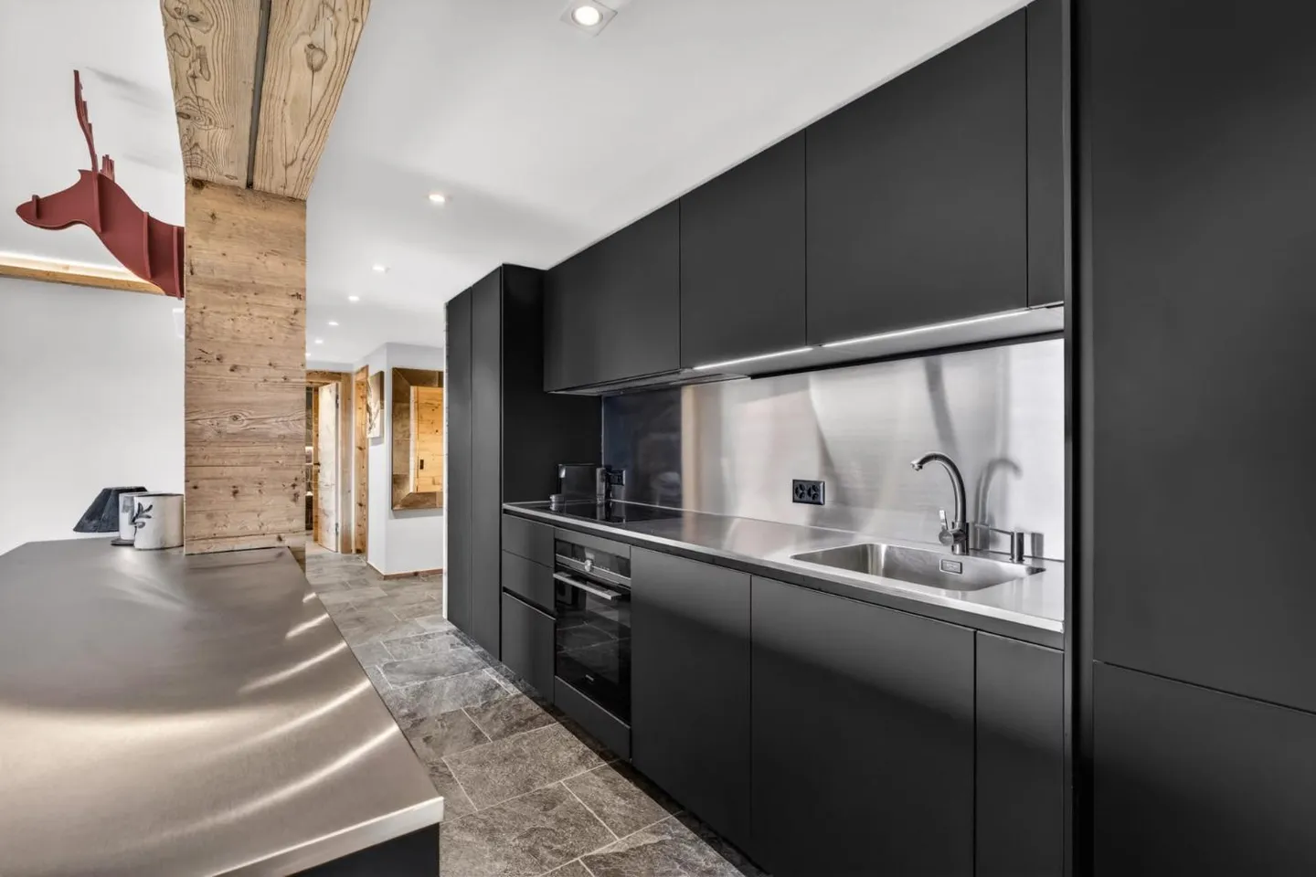 3.5 Room Apartment - Photo 5 of 13