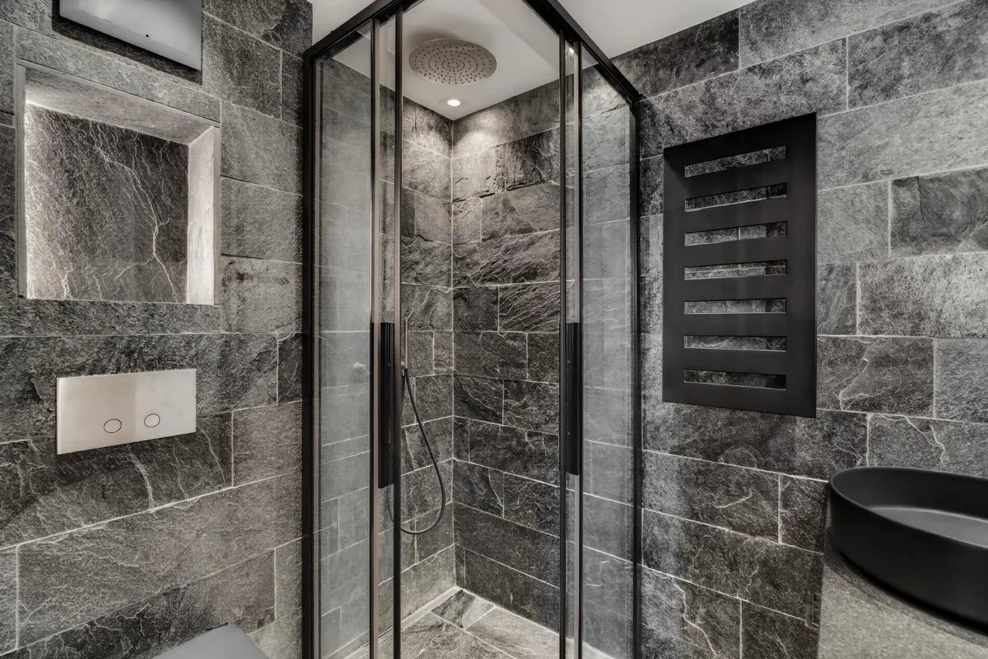 3.5 Room Apartment - Photo 11 of 13