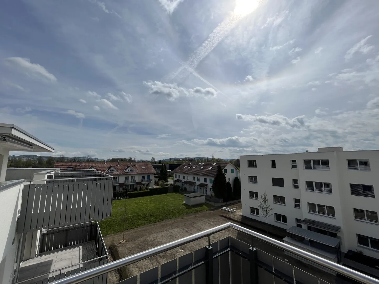 Dreamlike 3.5-room penthouse apartment with two terraces - Photo 2 of 14