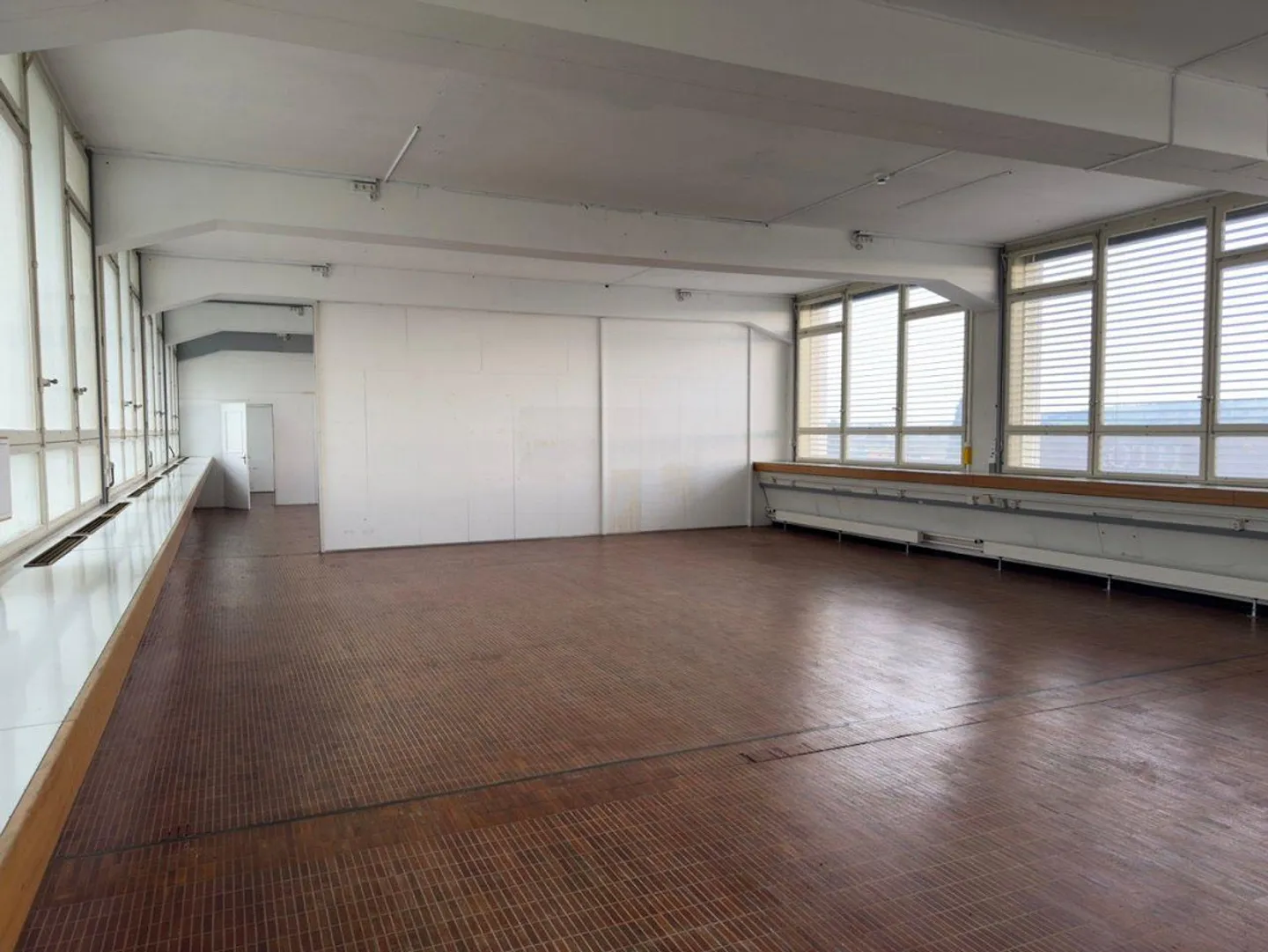 Attractive commercial space for rent in Solothurn - Photo 11 of 13