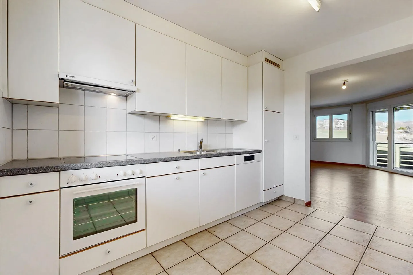 Comfort e tranquillità in un quartiere tranquillo - Foto 6 di 12