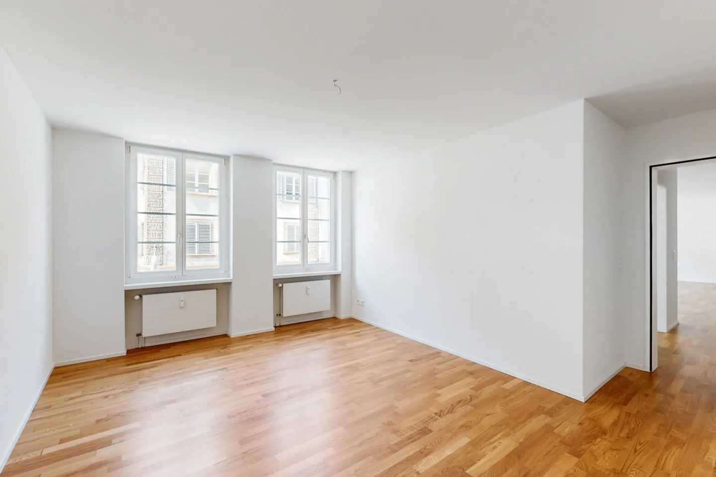 Spacious 3.5-Room Apartment - Photo 4 of 6