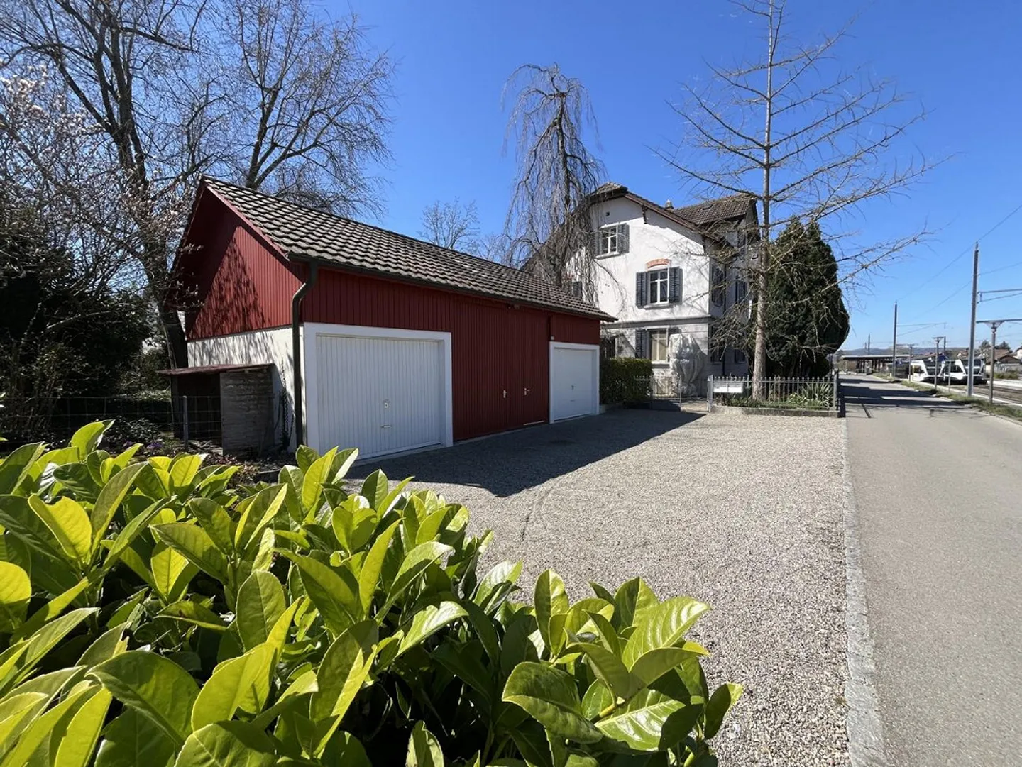Casa unifamiliare con giardino variegato - Foto 22 di 29