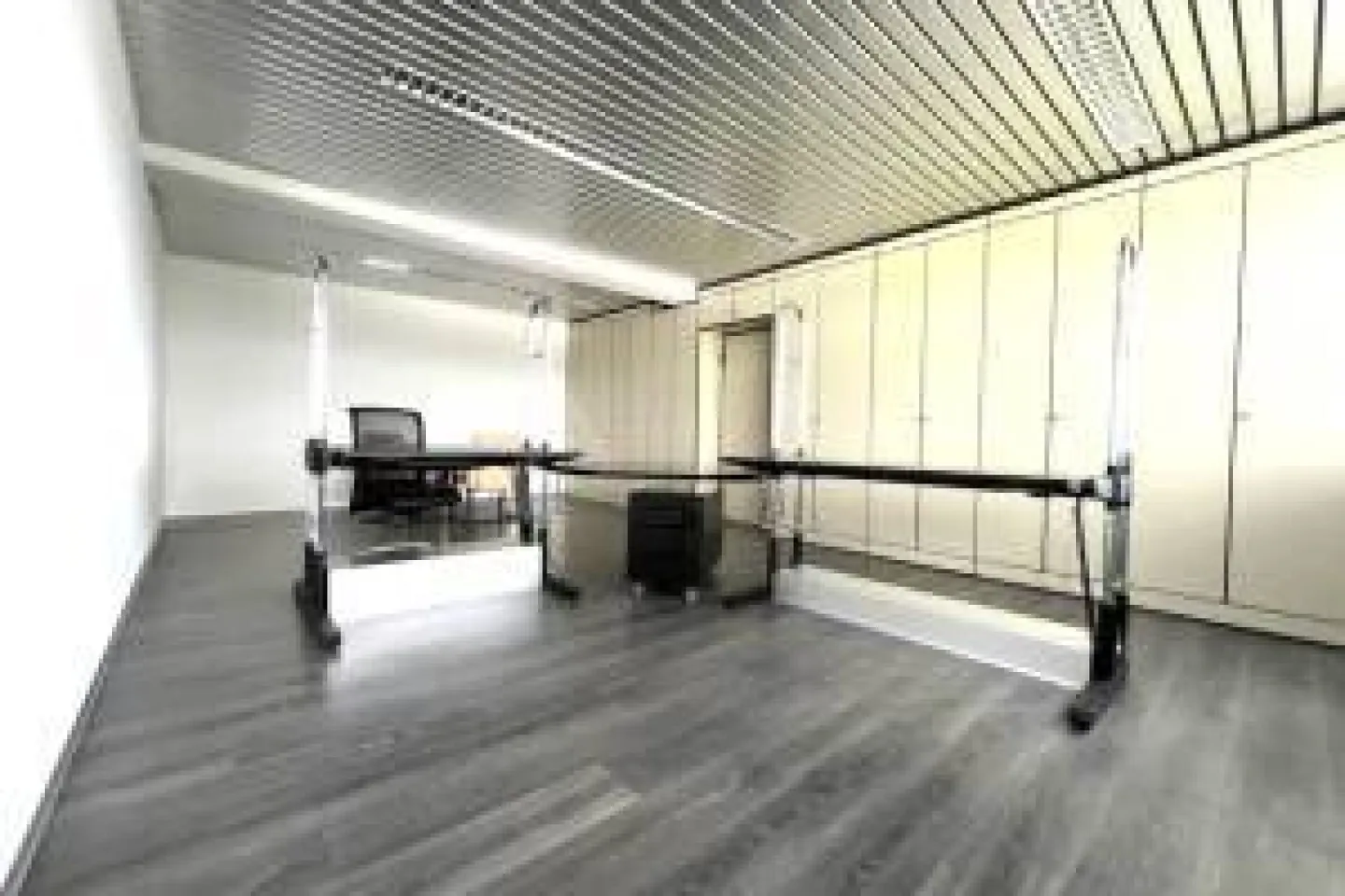Administratif/Bureau 1 pièce 200 m2 à Ried b. Kerzers - Foto 2 di 4