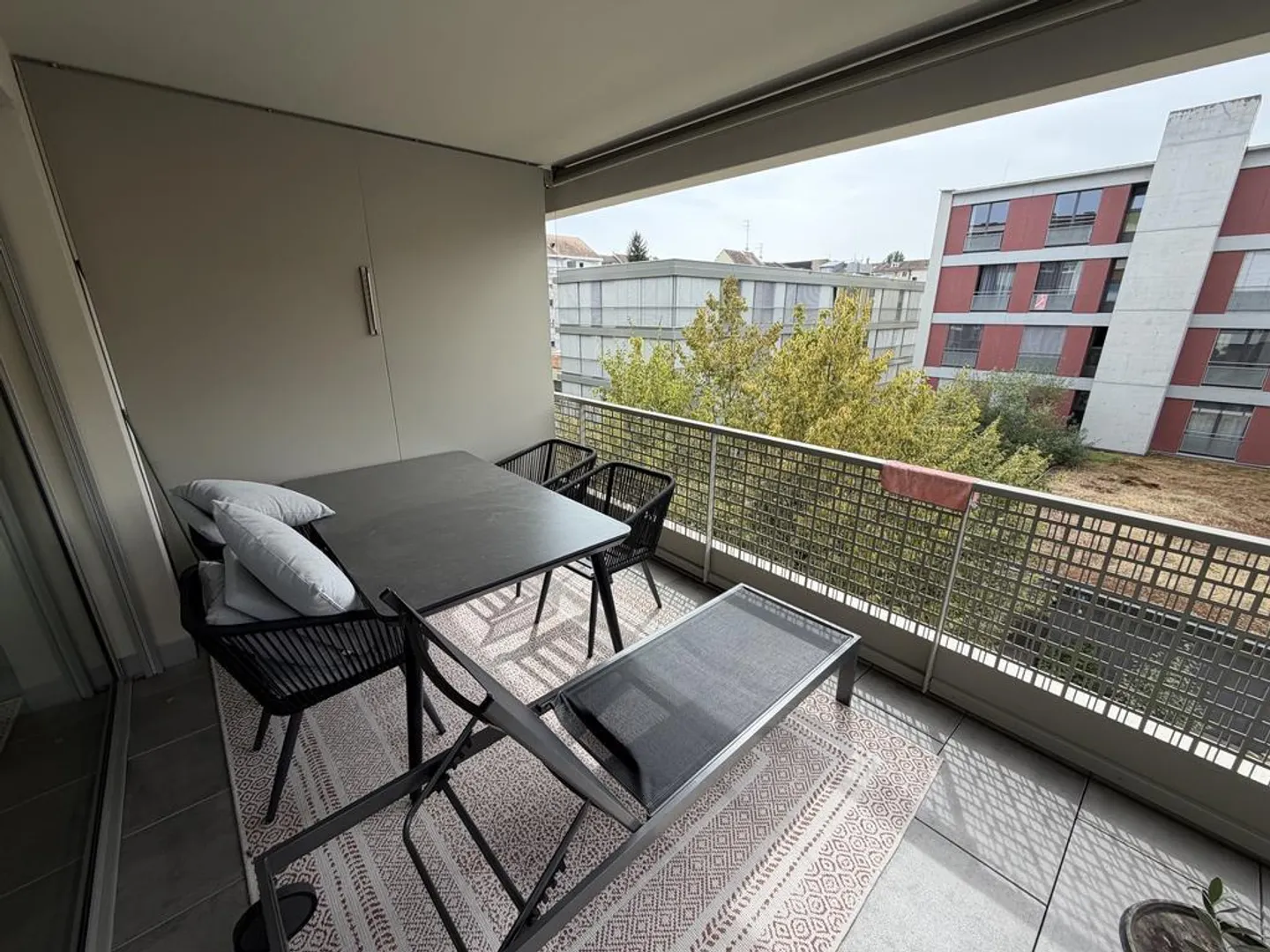 Appartement lumineux de 4,5 pièces dans un nouvel immeuble - Photo 5 sur 9