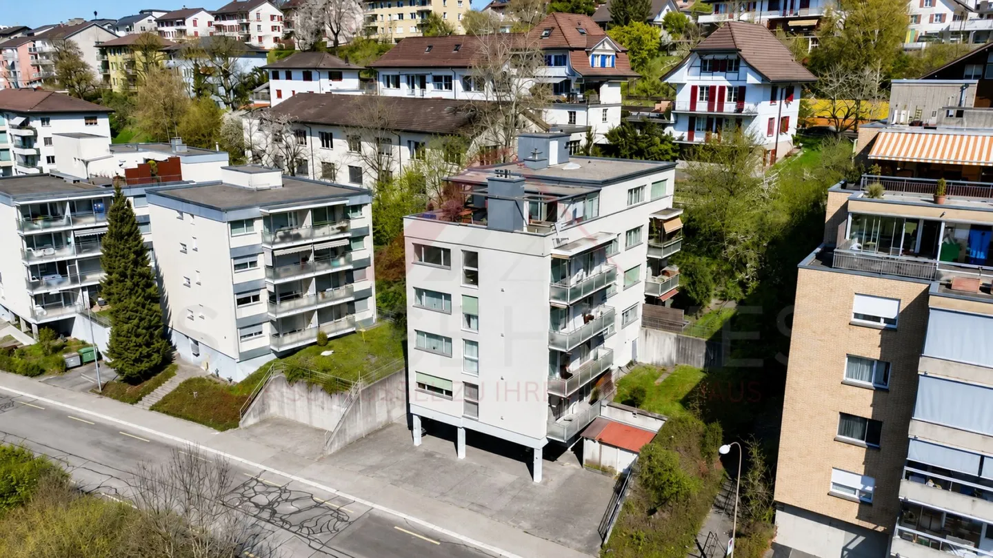 Modernized 5.5-room apartment near Bern - Photo 2 of 17