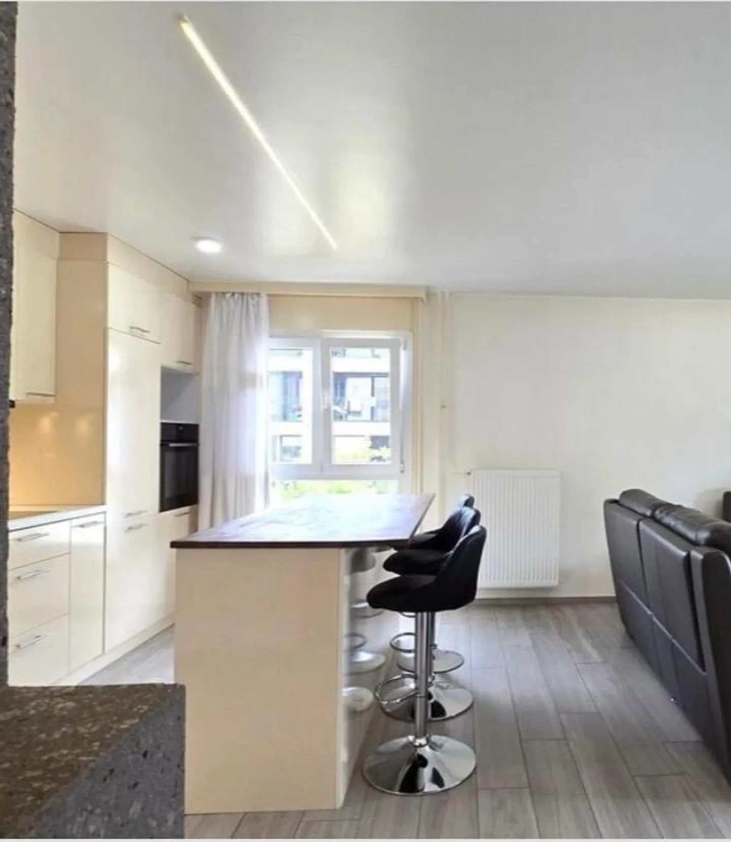 For Sale in Romont – Superb Apartment with 3.5 Rooms and Large Private Garden - Photo 2 of 7