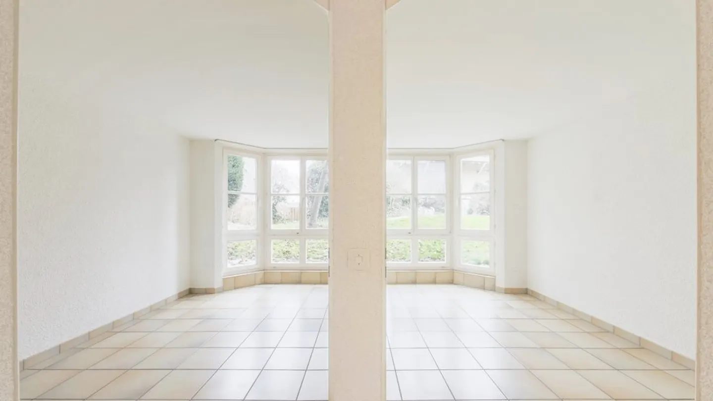 Moderne 4.5-Zimmerwohnung - Foto 3 von 9
