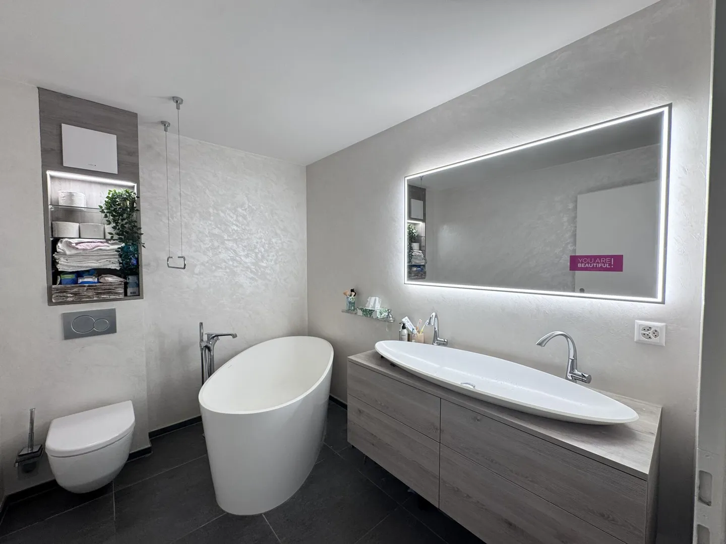 Wohnen mit Stil: Hochwertiges 4.5-Zimmer-Haus in ruhiger Lage - Foto 7 di 14