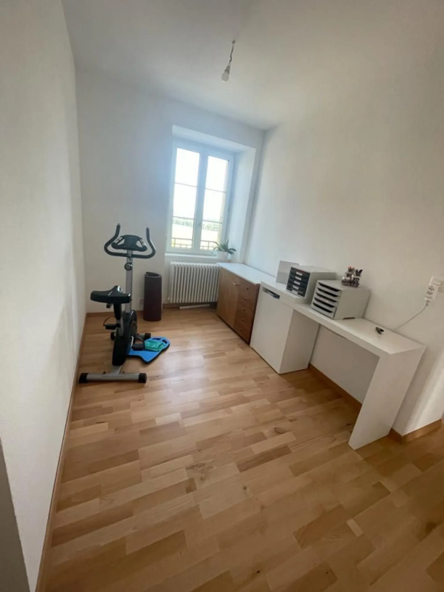 Spacious 4.5-room apartment with large terrace in the heart of La Sarraz - Photo 8 of 13