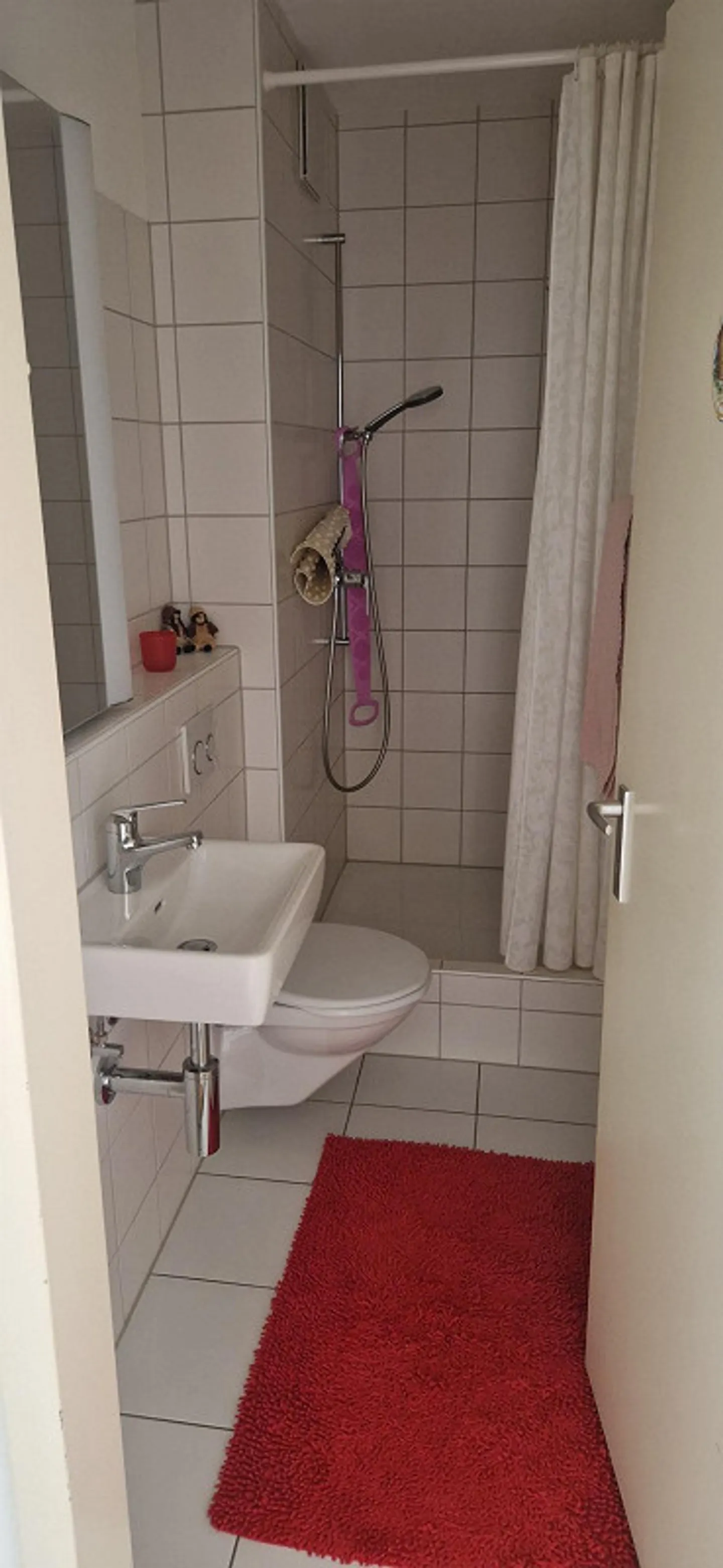 Bright 4.5-room apartment with balcony in Benglen - Photo 7 of 8