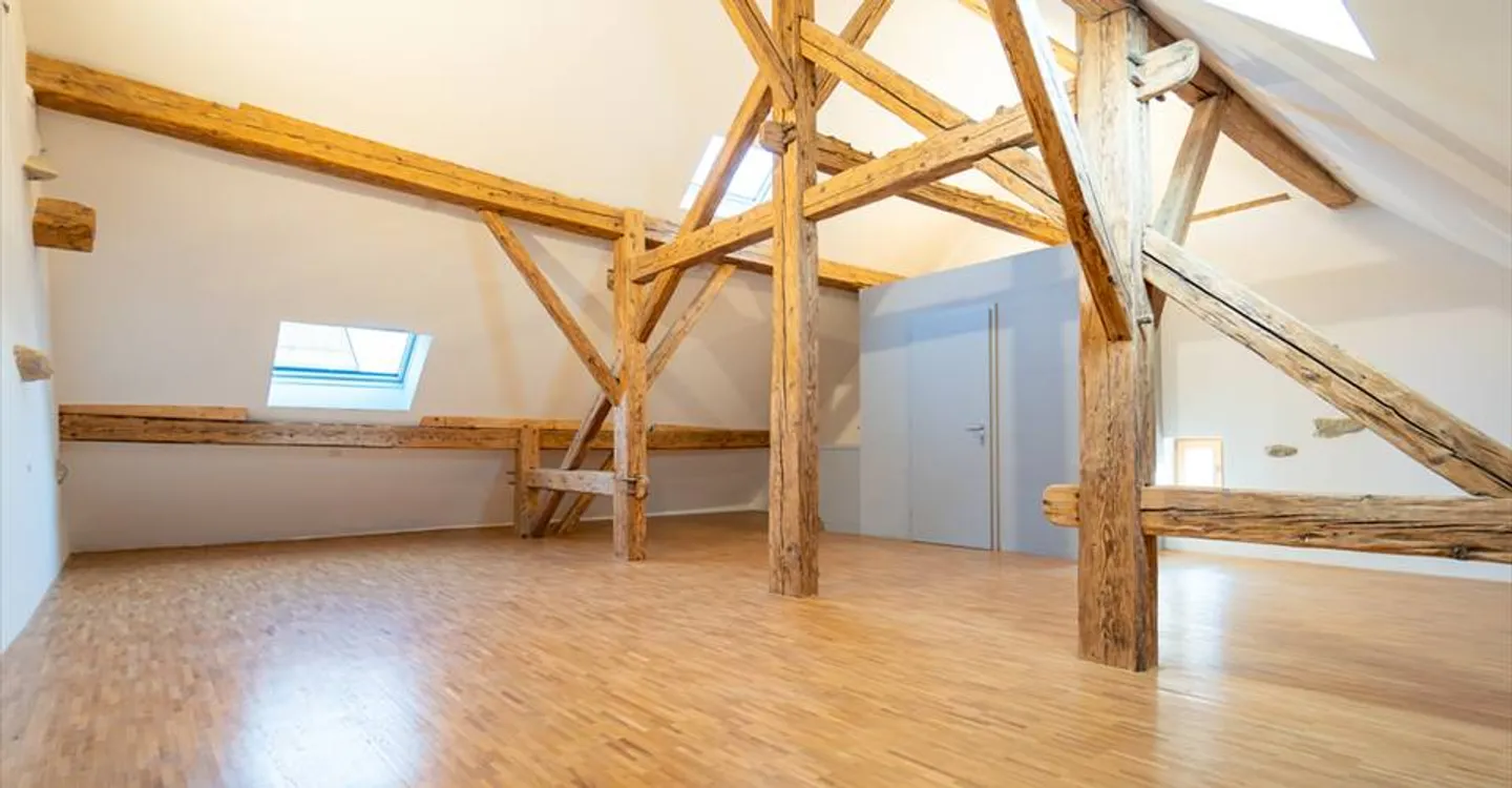 Edificio ad uso misto in affitto - Foto 4 di 7