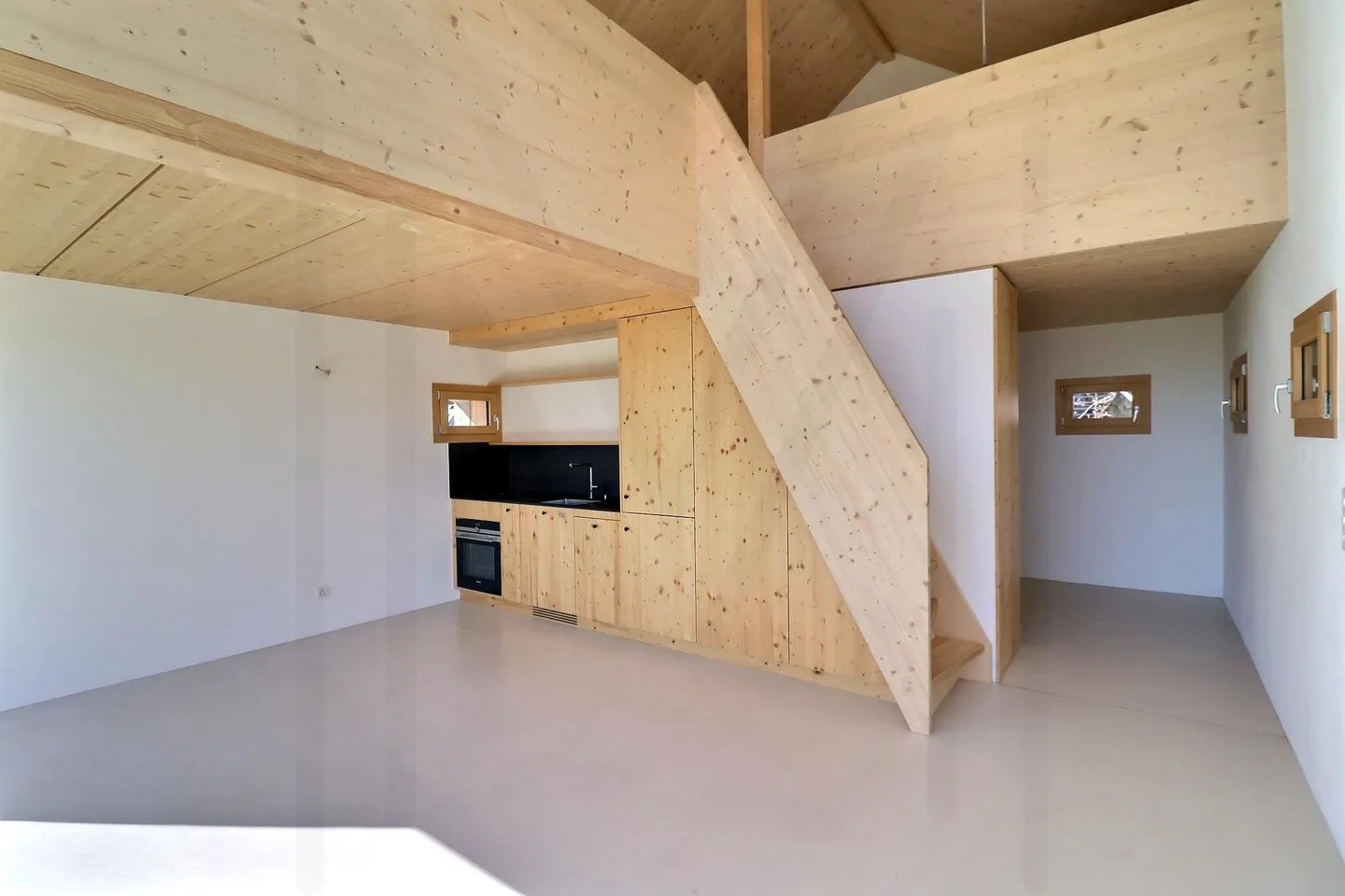 Charming individual house in PPE with exceptional panoramic view! - Photo 4 of 13