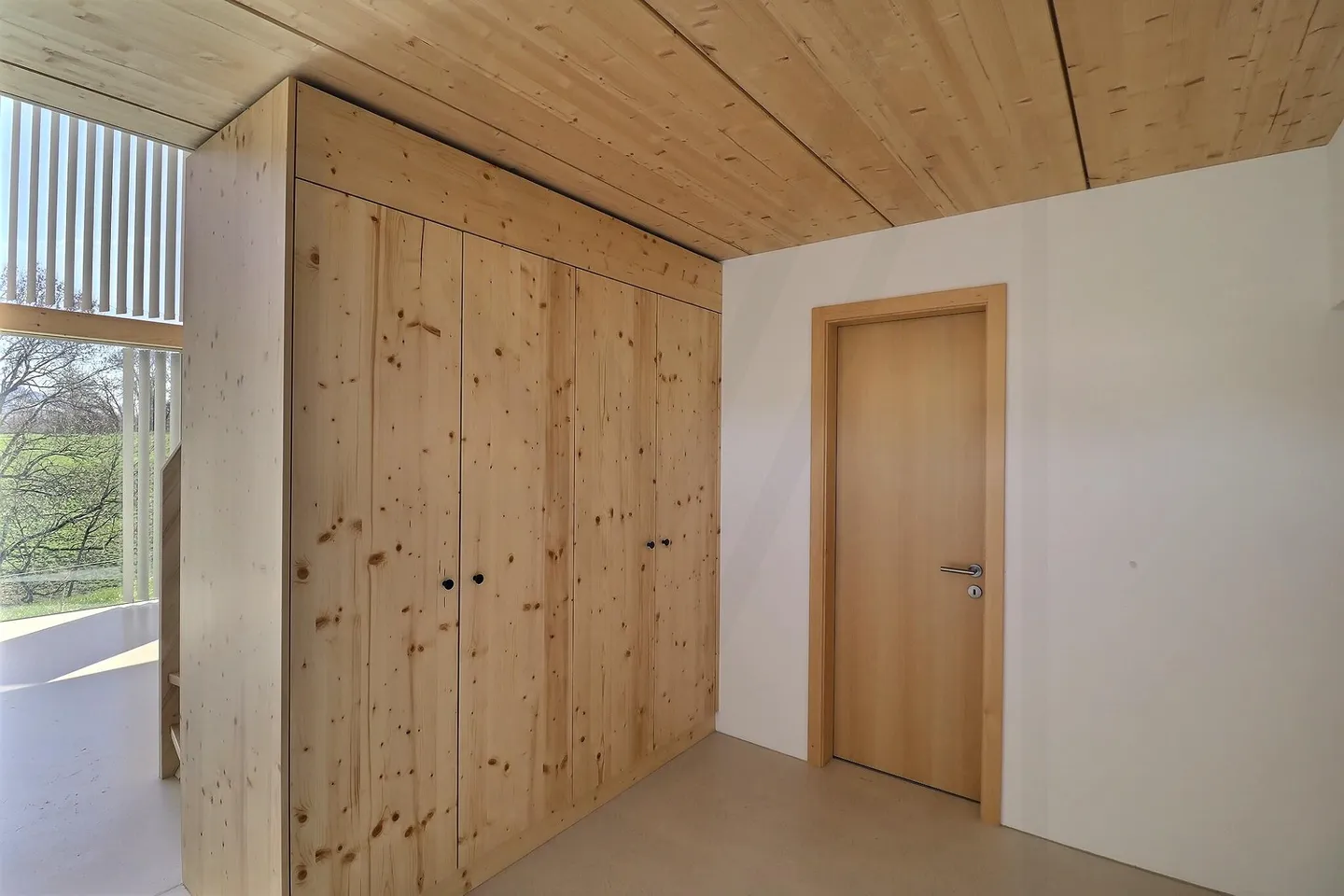 Charming individual house in PPE with exceptional panoramic view! - Photo 8 of 13