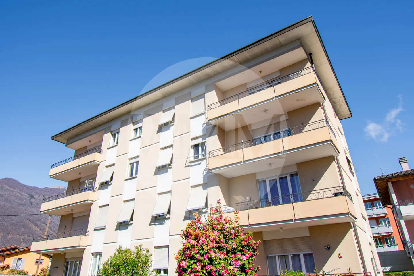 APPARTEMENT CONFORTABLE 4 PIÈCES À LAMONE - Photo 1 sur 10