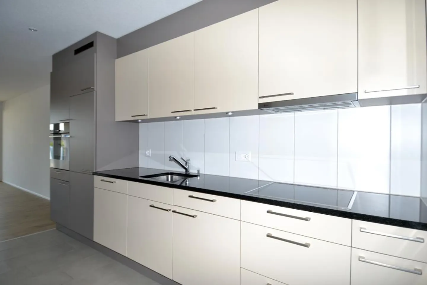 Appartements attrayants de 3,5 pièces avec un standard de développement moderne à Hendschiken - Photo 3 sur 9