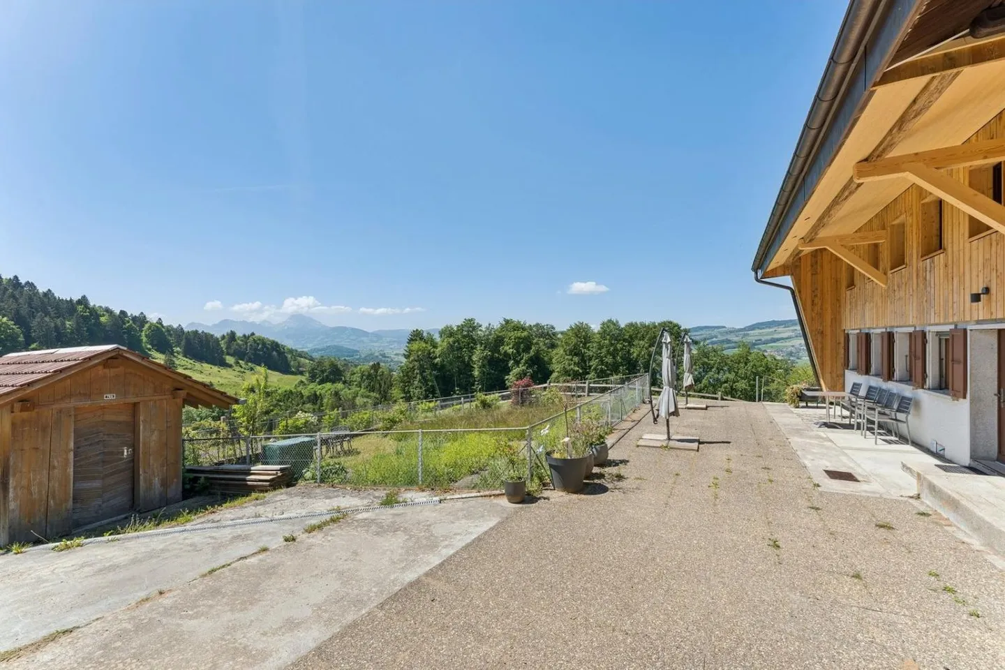 Elegante casa residenziale con vista incomparabile sul lago e sulle montagne - Foto 11 di 12