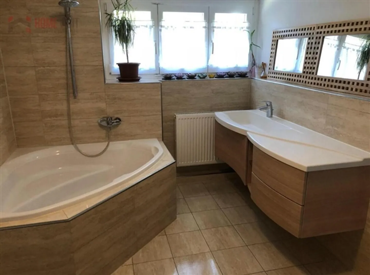 Spacious Single-Family Home with Garden Plot & Scenic View – near the Aare - Photo 4 of 7