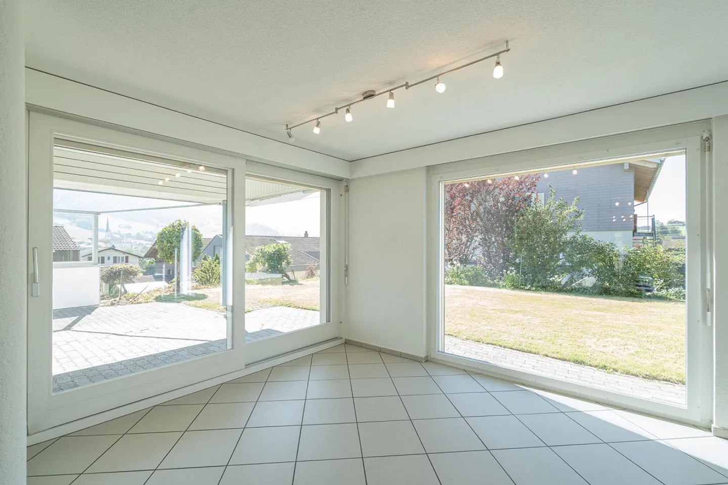 Maison individuelle de 6,5 pièces avec vue dégagée dans un emplacement ensoleillé et calme - Photo 19 sur 30