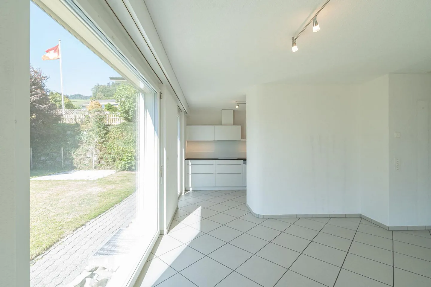 Maison individuelle de 6,5 pièces avec vue dégagée dans un emplacement ensoleillé et calme - Photo 20 sur 30