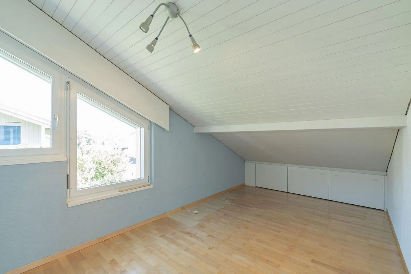Maison individuelle de 6,5 pièces avec vue dégagée dans un emplacement ensoleillé et calme - Photo 27 sur 30