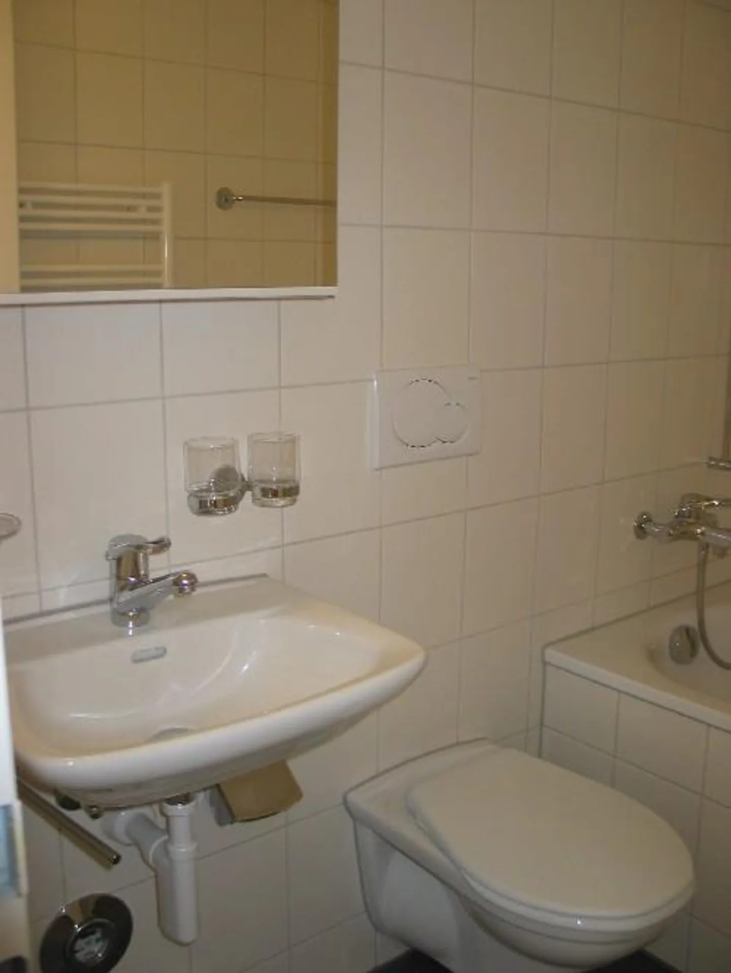 Helle Wohnung in ruhiger Lage - Foto 3 von 5