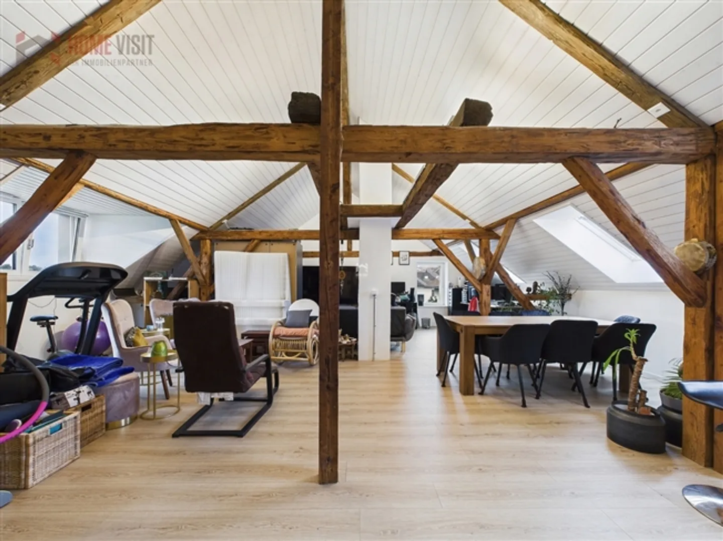 Spacious Single-Family Home with Garden Plot & Scenic View – near the Aare - Photo 5 of 7