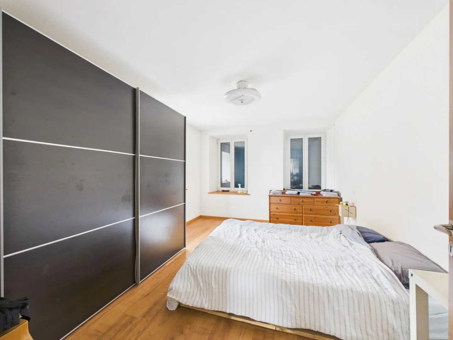 Appartamento con 4.5 stanze e giardino privato - Foto 6 di 8