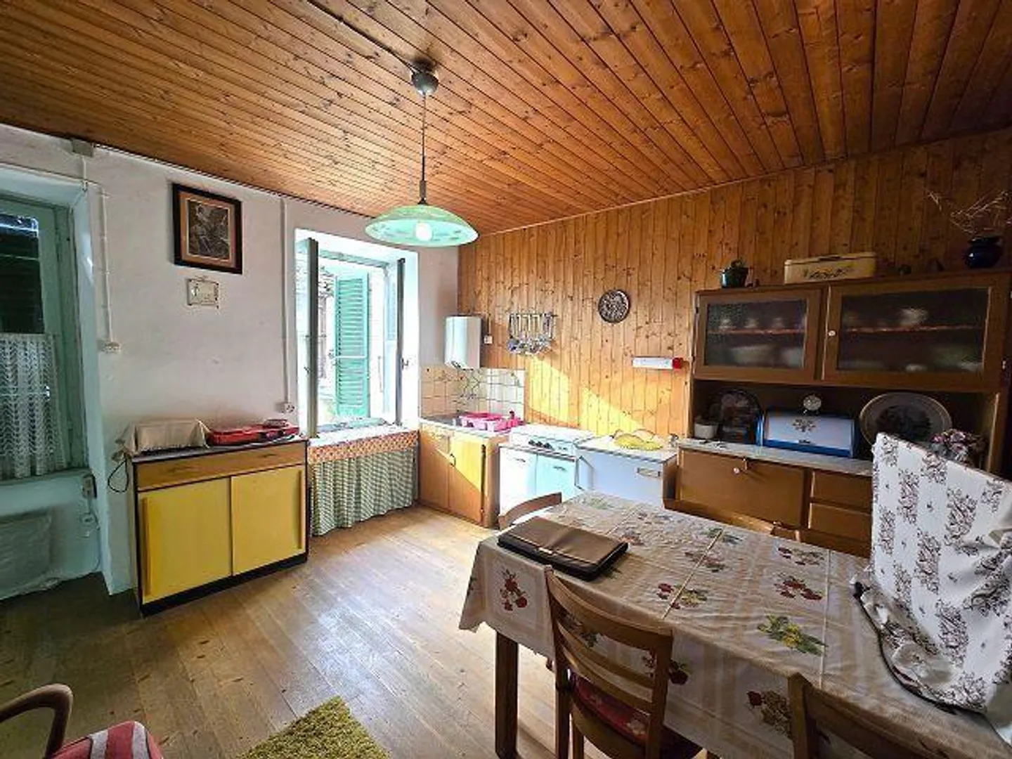 Grande casa ticinese di 9 locali con terreno - Foto 7 di 33