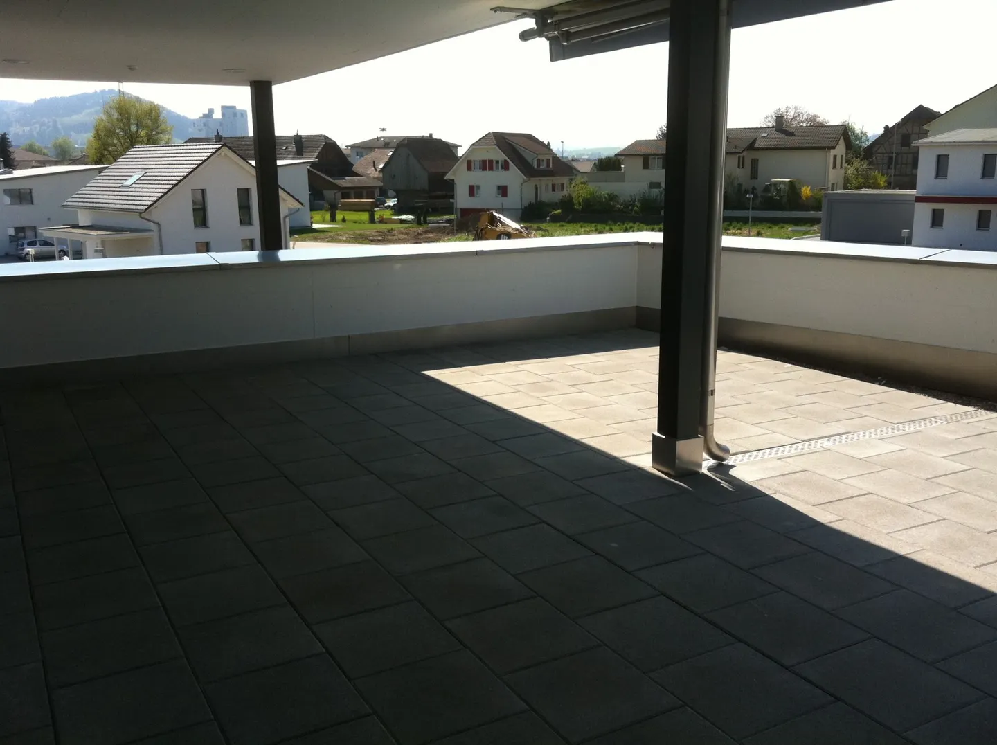 Charmante Wohnung mit grosser Terrasse - Foto 7 von 20
